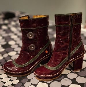The Art Company Women's boots Size 7